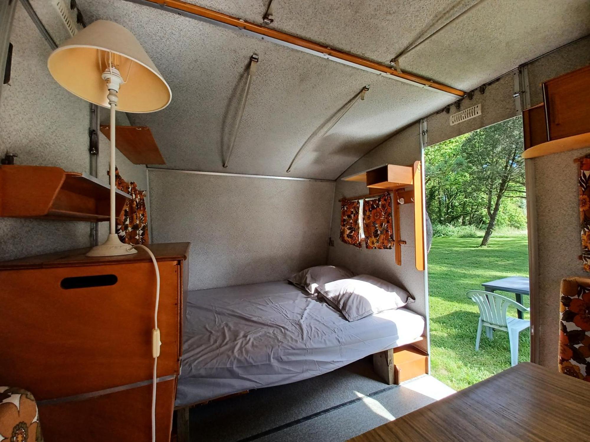 Campsite Caravane Vintage